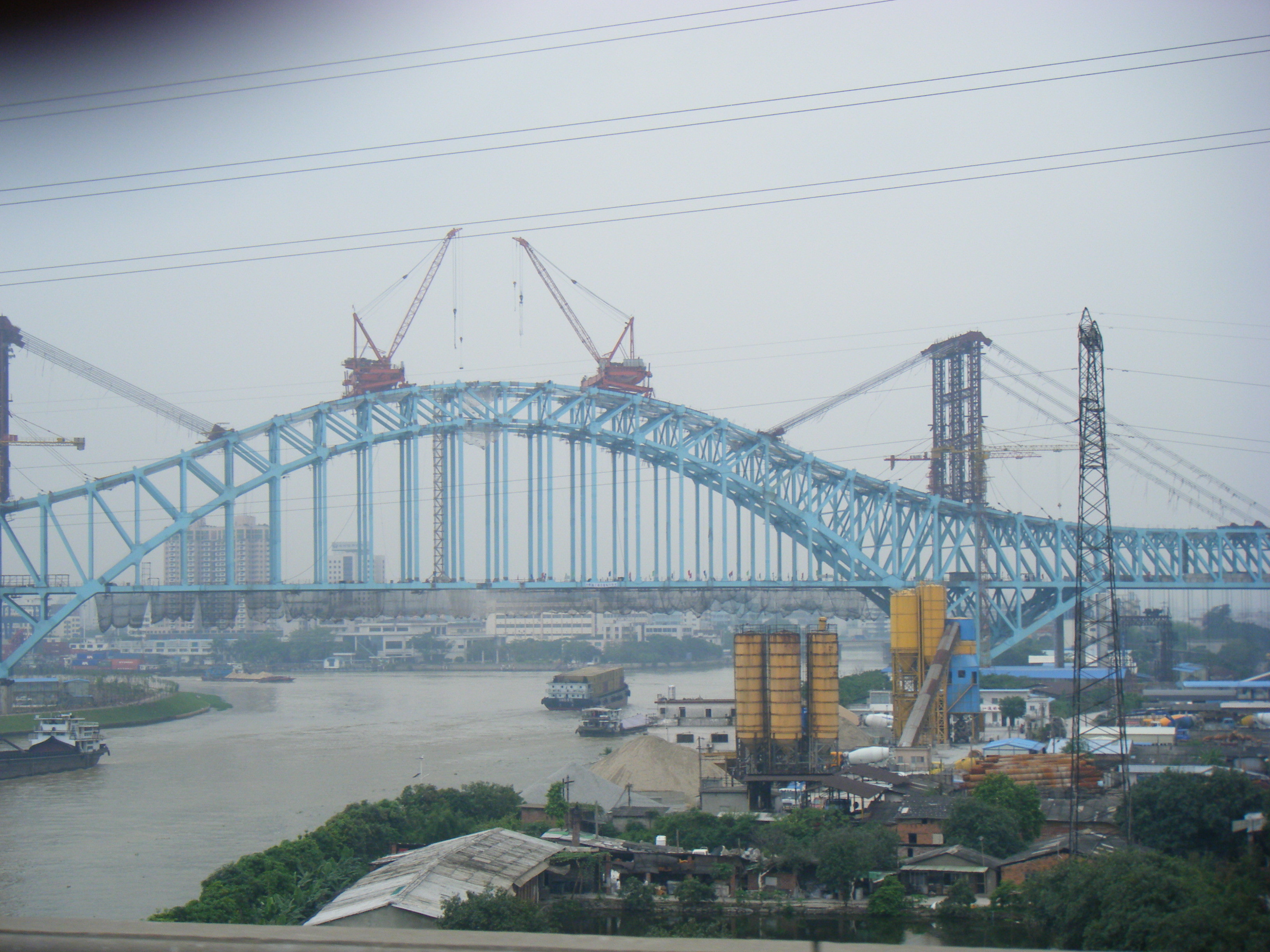 武广客运专线珠江东平水道钢桁拱桥